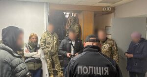 Хабар за “виписку” з військкомату: Як посадовець ТЦК на Київщині намагався заробити на мобілізації