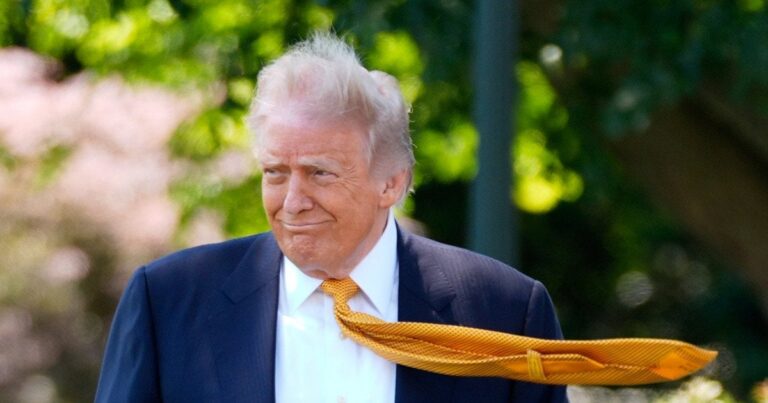 Дональд Трамп: Відкладено Удар по Ірану на Прохання Союзників – Шанс для Переговорів