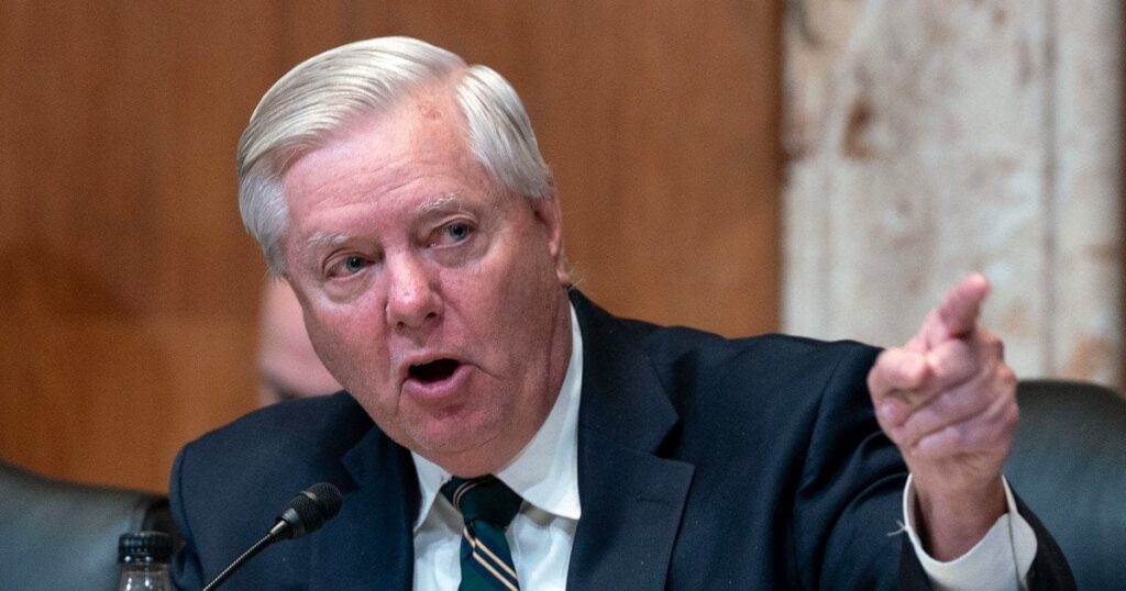 У Сенаті США закликали до "рішучої та болісної відповіді" Ірану через порушення припинення вогню