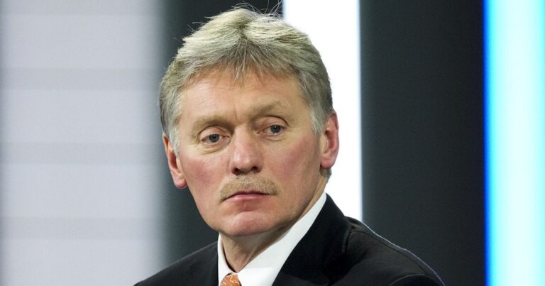 Парад Перемоги у Москві: Кремль відреагував на “дозвіл” Зеленського – чи потрібен Росії схвальний кивок Києва?