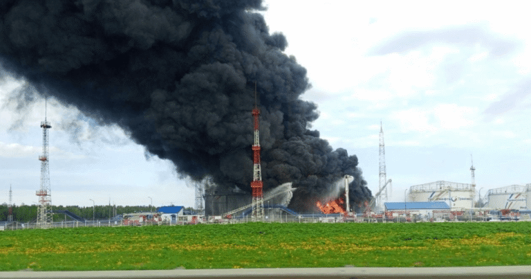 Українські дрони в серці Росії: як Київ зламав три лінії ППО Москви і чому це стратегічно важливо