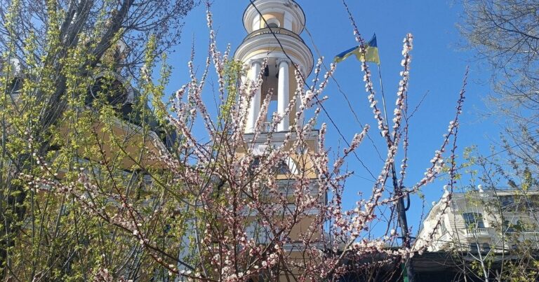 Київ у вогні: Нічна атака завдала удару по серцю історії – Поштова площа, Церква Різдва Христового та десятки інших об’єктів під загрозою!