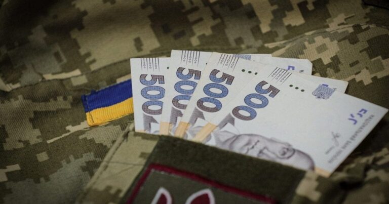Нові Контракти для Військових: Більші Виплати, Бонуси та Заохочення за Бойові Завдання – Детальний Огляд