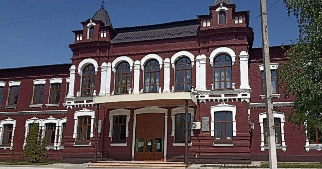 Загибель студентів у гуртожитку Старобільська: як РФ використала удар і приховала наслідки — розслідування