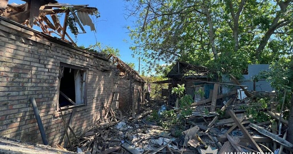 Атака РФ по Марганцю — після ранкового удару РФ кількість поранених зросла, серед них діти — Укрaїнa Атака РФ по Марганцю — після ранкового удару РФ кількість поранених зросла, серед них діти — Укрaїнa