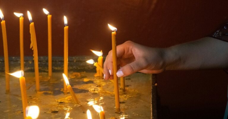 16 Травня: День Святого Теодора Освяченого та Традиції Наповнення Оселі Добробутом