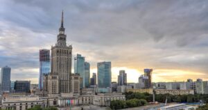 У країні, де живе багато українців, зростає безробіття: хто може опинитися без роботи