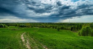 Увага, українці! Насувається потужна негода: шквали, грози та різке похолодання — де буде небезпечно