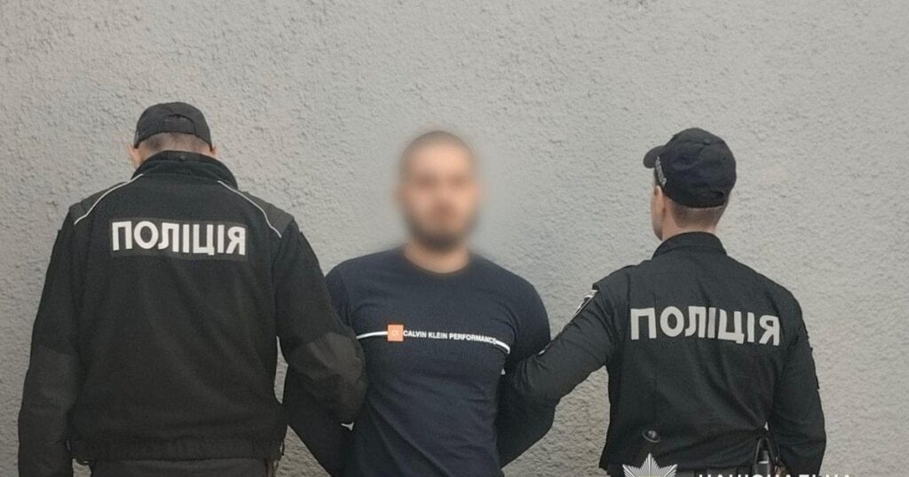 Напав на вагітну: у Хусті водій атакував дівчину перцевим газом