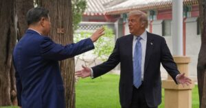 Трамп у Китаї: Перший американський президент, який побував у резиденції Сі Цзіньпіна, та несподівані заяви про Тайвань!