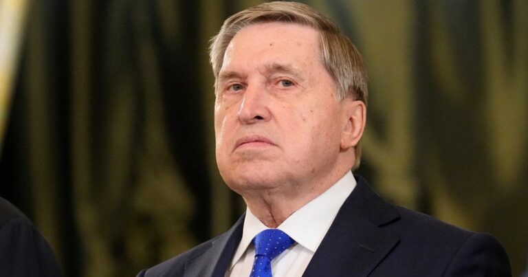 Путінські “умови” для переговорів: Кремль висуває зухвалі вимоги після провального параду