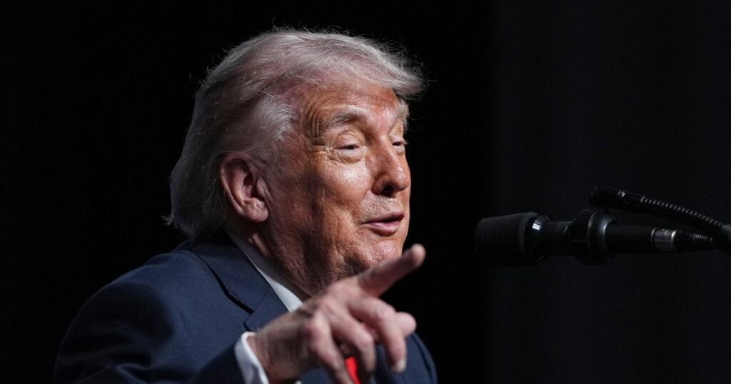 Трамп заявив про намір взяти Кубу під контроль — Світ