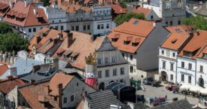 Відкрийте Європу по-новому: 5 казкових міст для бюджетного відпочинку без натовпів туристів