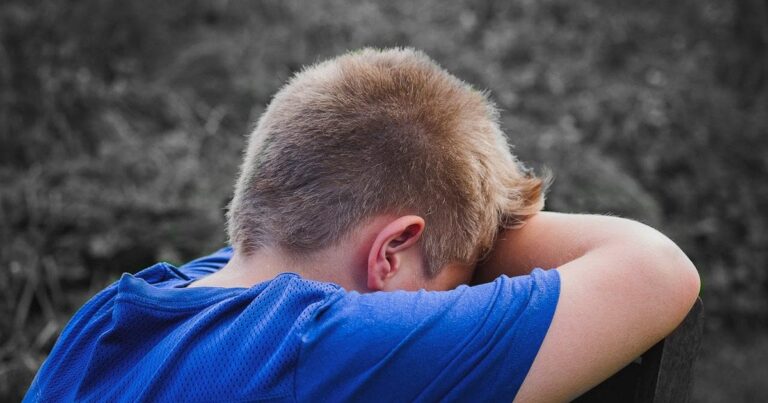 Жахлива трагедія: 7-річний хлопчик помер від ожиріння через бездіяльність батьків