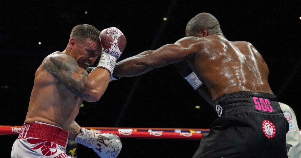 Бій Усик Дюбуа — чемпіон WBO заговорив про трилогію та мрію забрати пояси — Проспорт Бій Усик Дюбуа — чемпіон WBO заговорив про трилогію та мрію забрати пояси — Проспорт