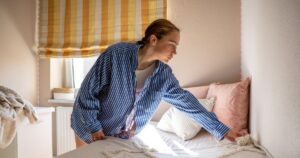 Як часто потрібно прати та змінювати постільну білизну влітку: вчені дали остаточну відповідь — Різне