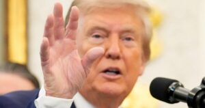 Війна в Ірані - Трамп приписав собі порятунок Ізраїлю - заява — Політика