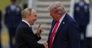 Кремль про війну в Україні — Пєсков звинуватив США та натякнув на умови зустрічі з Трампом — Політика