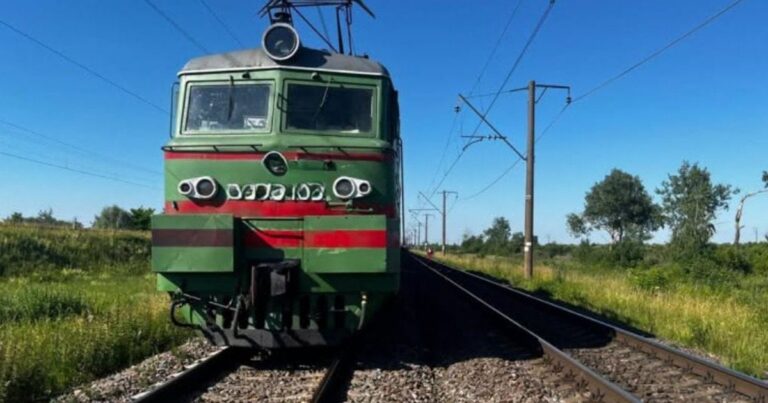 У Львові поїзд смертельно травмував працівника депо: деталі трагедії