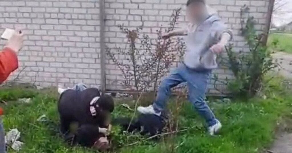 Побиття підлітків на Дніпропетровщині – двоє неповнолітніх постануть перед судом — Укрaїнa