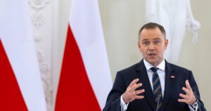 «Польща втратила престиж»: ексголова МЗС країни розкритикував Навроцького через скандал із УПА