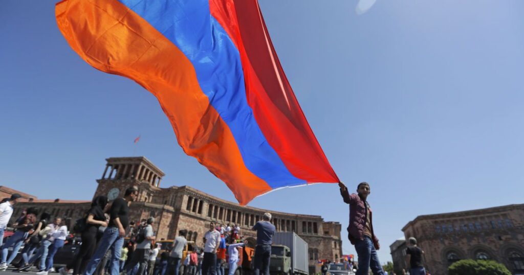 Вибори у Вірменії — перемога Пашиняна б’є по Москві, але Кремль ще має шанс — Політика Вибори у Вірменії — перемога Пашиняна б’є по Москві, але Кремль ще має шанс — Політика