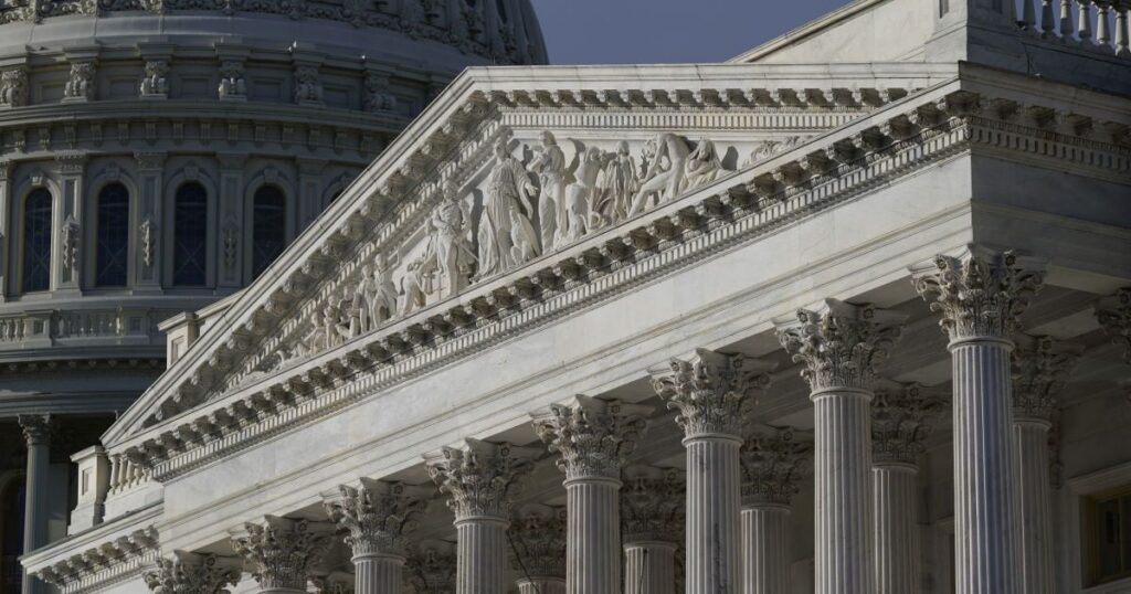 Санкції США проти РФ — Мінфін викреслив родичів олігархів, банкірів і два судна — Світ