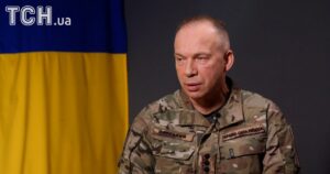 Наступ як у Першу світову: Сирський розповів, чому ЗСУ штурмують ворога “ногами”