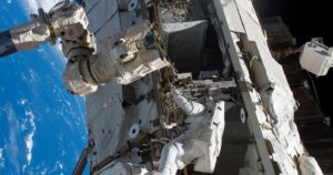 Витік повітря на МКС — NASA готувало Crew-12 до евакуації через НП на російському модулі Звєзда — Світ