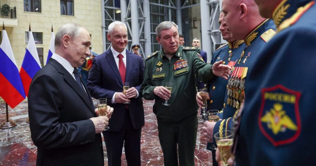 Генералів Путіна підривають просто під носом у спецслужб: розкрито важливу деталь вибуху під Москвою