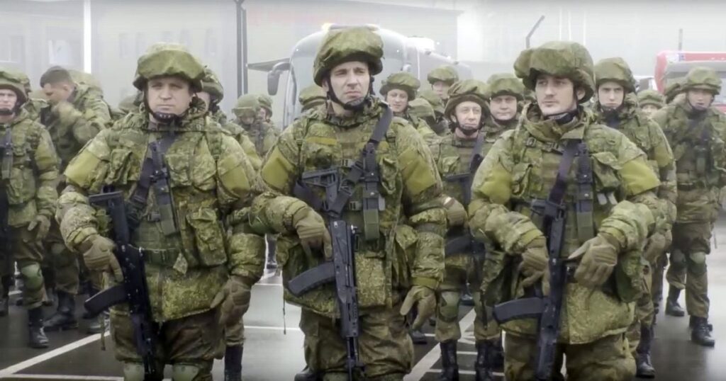 Росія розбудовує військові бази біля кордонів НАТО - супутникові знімки показали нові казарми і техніку біля Норвегії — Світ Росія розбудовує військові бази біля кордонів НАТО - супутникові знімки показали нові казарми і техніку біля Норвегії — Світ