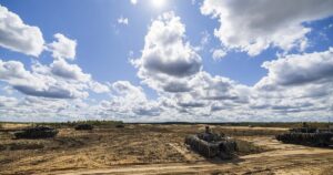 Сувалкський Коридор: НАТО посилює оборону: Масштабні навчання «Галантний Вепр 2026» та що це означає для безпеки