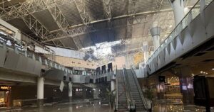 Іран завдав ракетно-дронового удару по міжнародному аеропорту Кувейта - є загиблий і поранені — Світ