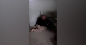 Примушували носити капці в зубах: керівництво Одеського СІЗО відсторонили через відео знущань над «працівником ТЦК»