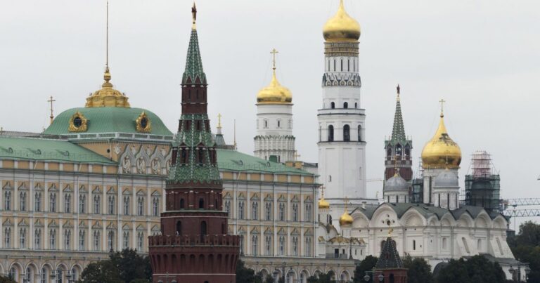 Кремль втішений: скандал з орденом Зеленського розпалює ворожнечу між Україною та Польщею, Москва смакує розбрат!