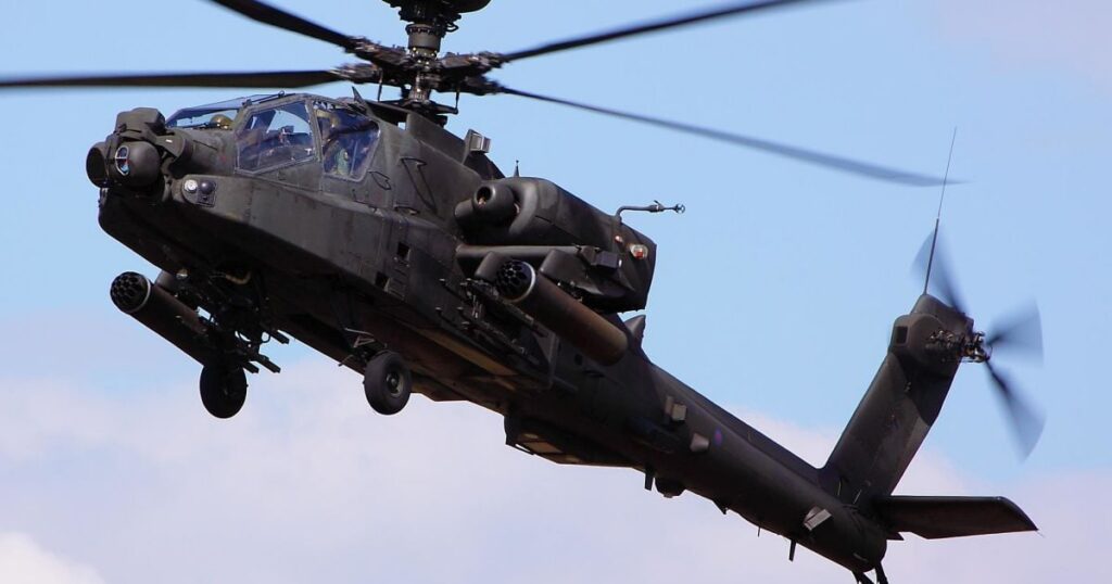 CNN — вертоліт Apache біля Ормузької протоки міг бути збитий Шахедом — Світ CNN — вертоліт Apache біля Ормузької протоки міг бути збитий Шахедом — Світ