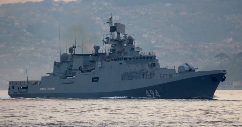 Російський фрегат Адмірал Григорович відкрив вогонь по яхті в Ла-Манші: Британія розслідує — Світ Російський фрегат Адмірал Григорович відкрив вогонь по яхті в Ла-Манші: Британія розслідує — Світ