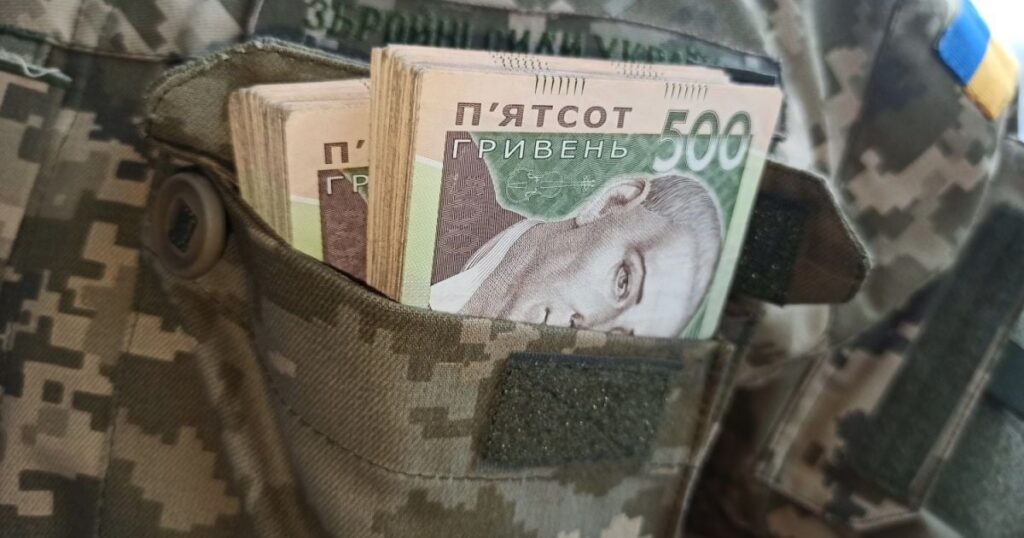 Контракти для піхоти — у ЗСУ обговорюють 10–14 місяців і зарплату до 460 тис грн — Укрaїнa Контракти для піхоти — у ЗСУ обговорюють 10–14 місяців і зарплату до 460 тис грн — Укрaїнa