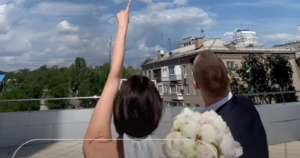У Запоріжжі збиття Шахеда потрапило на весільну фотосесію молодят — Укрaїнa
