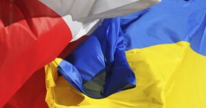 Українські Чиновники Повертають Польські Нагороди: Розкол у Відносинах між Україною та Польщею?