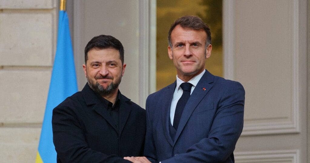 Макрон та Зеленський провели телефонну розмову — Укрaїнa Макрон та Зеленський провели телефонну розмову — Укрaїнa