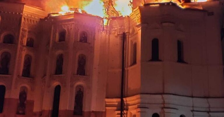 Київська Святиня Під Вогнем: Блеф Кремлівського Антихриста чи Відчайдушний Заклик до Світу?