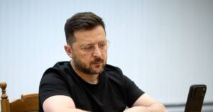 "Поштовх дипломатії для завершення війни": Зеленський про деталі розмови з посланцями Трампа в Кишиневі