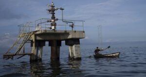 Нафта різко здорожчала після ударів Ізраїлю по Ірану: скільки коштує барель