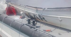 РФ розстріляла рятувальні судна в морському коридорі: є постраждалі — Політика