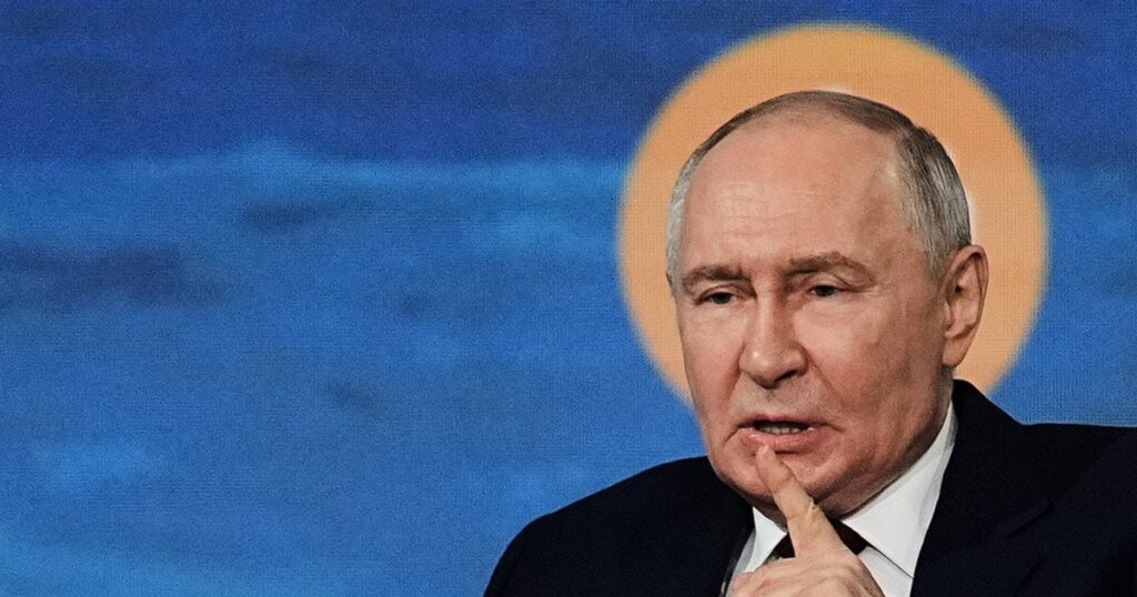 Мирні переговори - Кремлі заявили, що на столі лежить реалістичне рішення — Політика Мирні переговори - Кремлі заявили, що на столі лежить реалістичне рішення — Політика