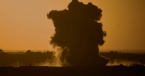 Сили оборони атакували автомобільні пороми біля порту Кавказ у Краснодарському краї - з’явилося відео