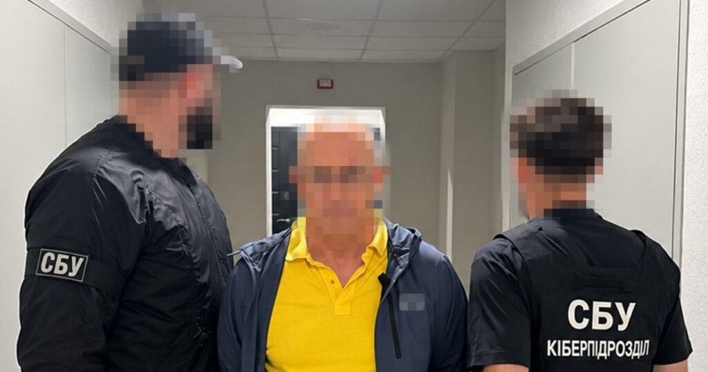 У Києві затримали колаборанта, який роками працював на керівній посаді в Криму