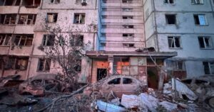 Київ у вогні: Жахлива ціна російської агресії – зростання кількості жертв та руйнувань