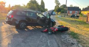 ДТП на Волині — у Новому Дворі п’яний водій спричинив зіткнення з мотоциклом, є жертви — Укрaїнa